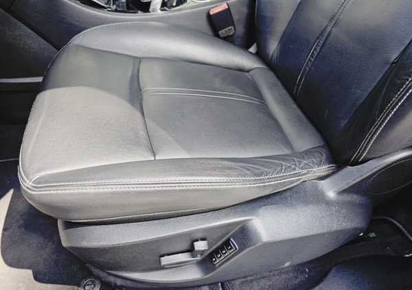 Ford S-Max cena 34900 przebieg: 249466, rok produkcji 2011 z Błonie małe 352